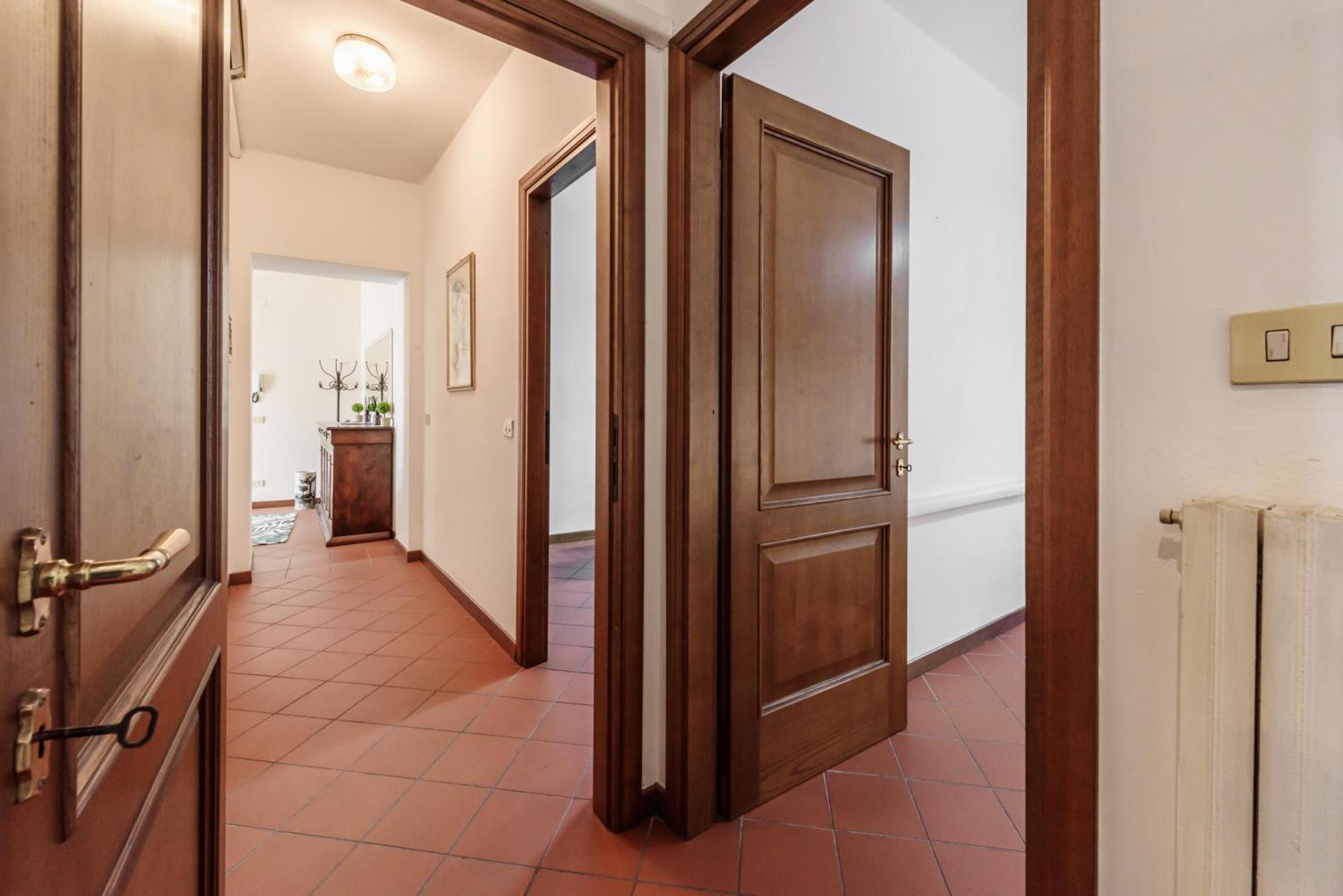 Heart Of Lucca Style Whitin The Walls Exterior foto